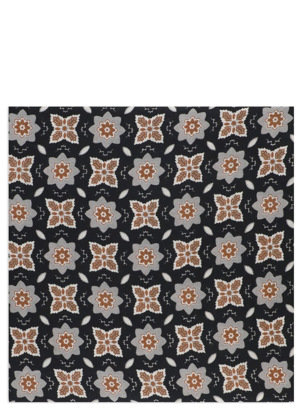 Scarf with pattern