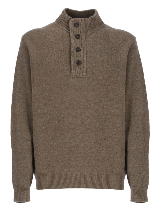 Essential sweater