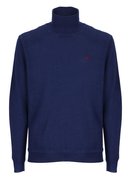 Sweater with logo