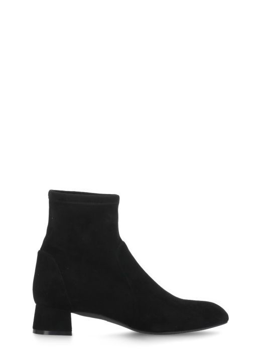 Grace chelsea boots