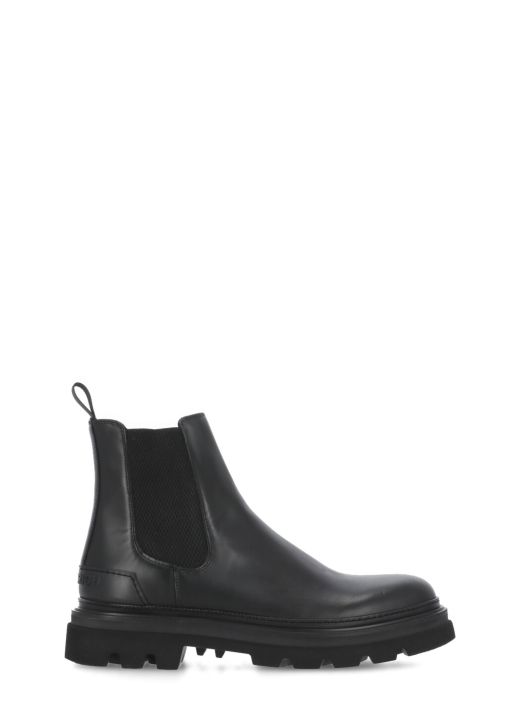 Leather Chelsea boots